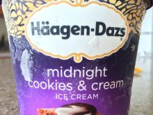 ハワイのハーゲンダッツ〜midnight cookies＆cream