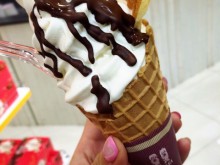 Calbee+（カルビープラス）『北海道ソフトクリーム＆ロイズチョコソース』