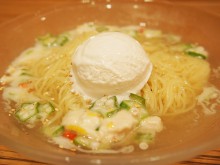 超涼風麺 鶏白湯アイスのせ